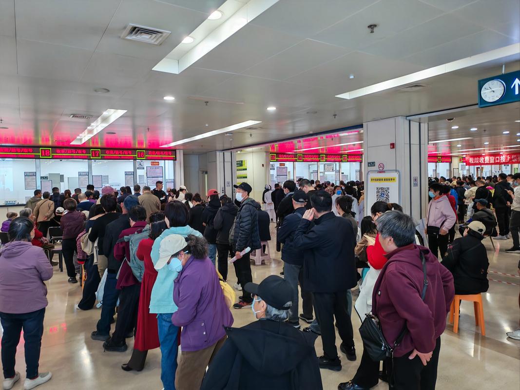 中华身份证到期换证影响医保卡吗？新手必知的3大隐藏风险